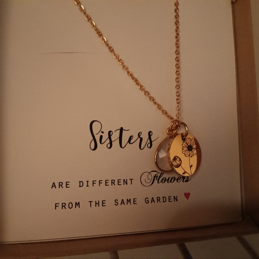 NWT Sisters Charm Necklace Gift Jewelry Womens Accessories Gold Chain Flower Gem